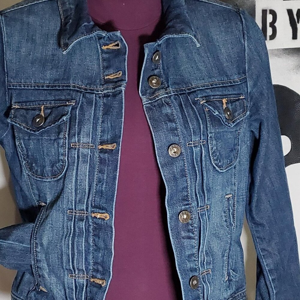 Gap Jeans Dark Denim Trucker Jacket From Fall 2012 Sz XS - Picture 9 of 16